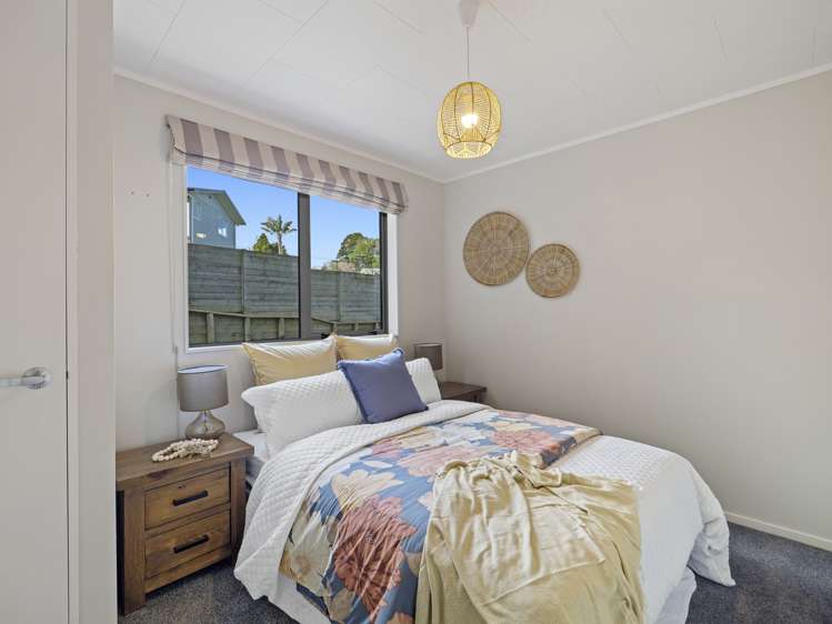 8 Blue Gum Drive Warkworth_16
