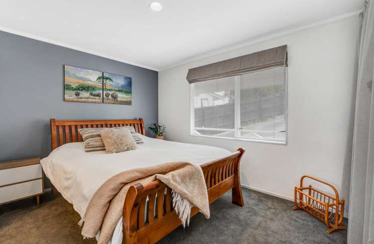 29 Shadon Place Stanmore Bay_12