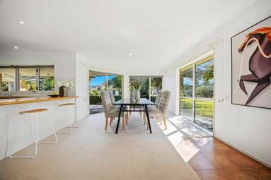 248 Paremoremo Road_2