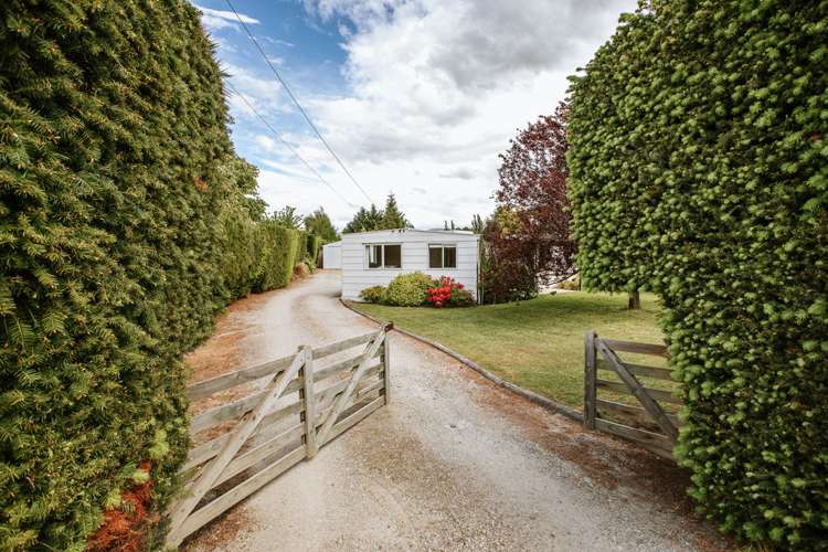 21 Gunn Road Albert Town_22