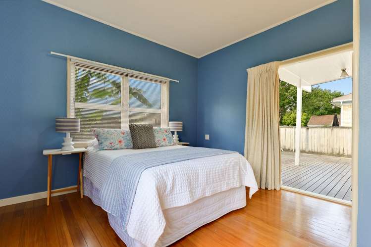 13 Bond Street Hamilton East_12