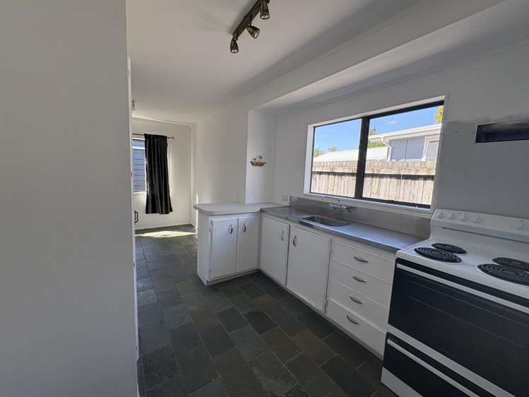 54A Lord Cobham Avenue 11597_5