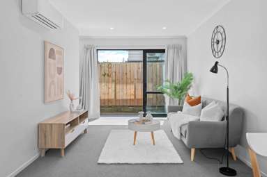 12/10 Charlemont Street_2