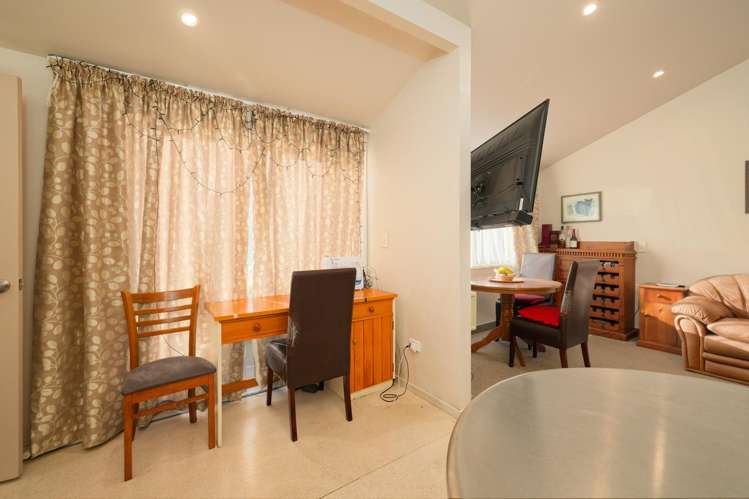 29A South Bay Parade South Bay_36