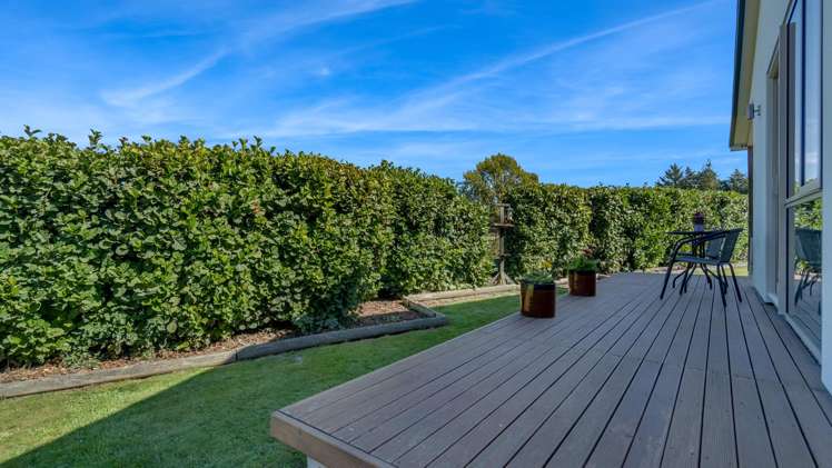 305 Loburn Terrace Road Loburn_21