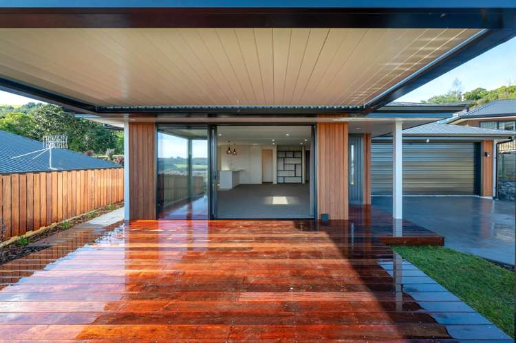 11 Blackhawk Close Kinloch_2