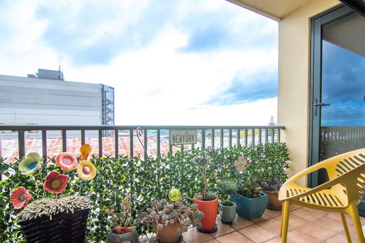 3d/6 Queen Street Palmerston North Central_13