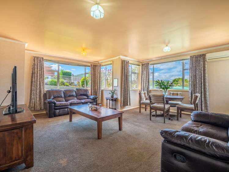 9 Columba Avenue Calton Hill_3