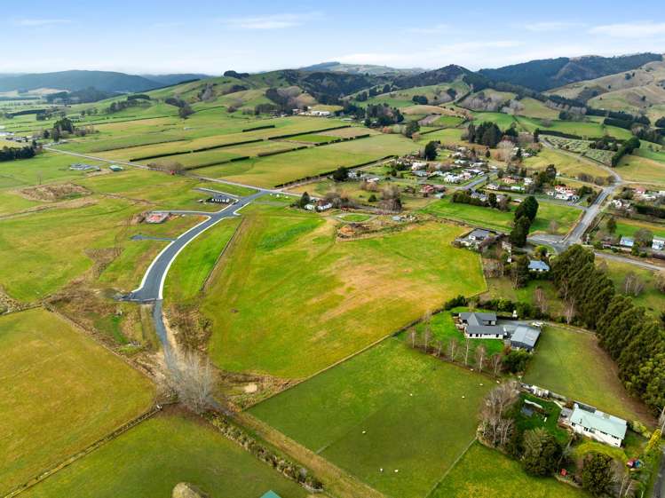 21 Back Road Milton_5