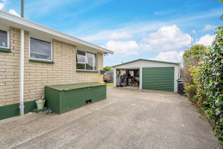 66 Renfrew Street Waikiwi_21