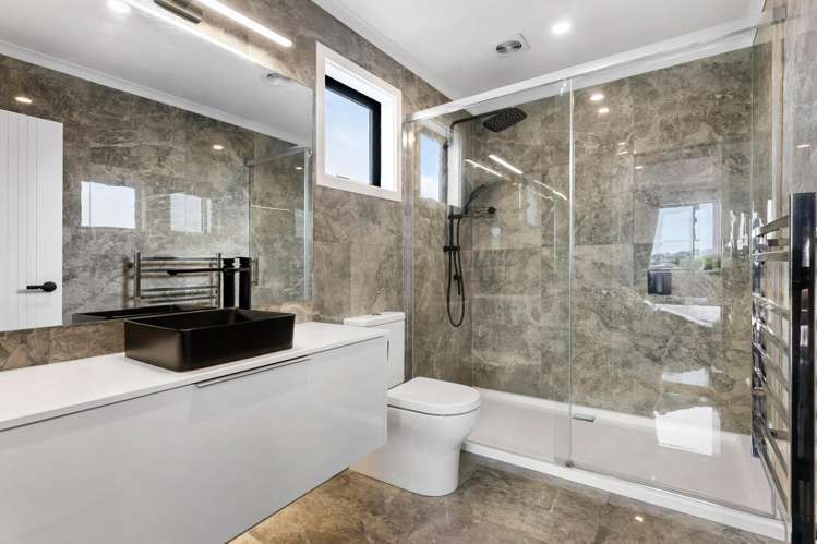 2 Opaoa Way Aotea_21