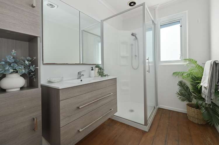 32 Paine Street Judea_18