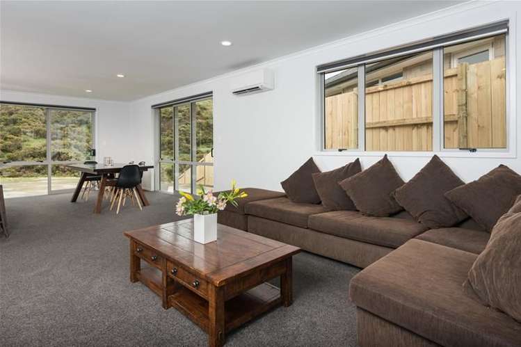 154 Ballintoy Park Drive Welcome Bay_5