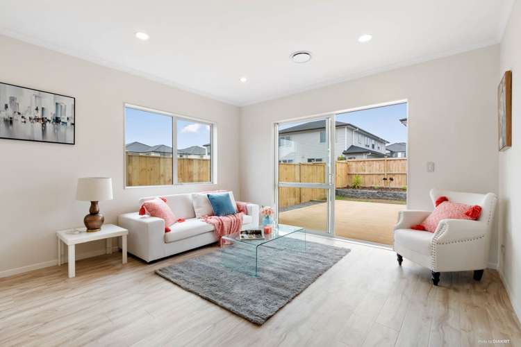 8 Lisnoble Road Flat Bush_8