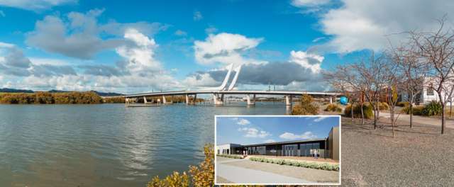 Premium New‑Build Waterfront Offices