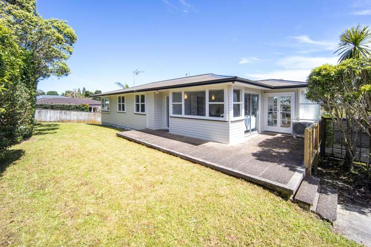 20 Waione Avenue Te Atatu Peninsula_13