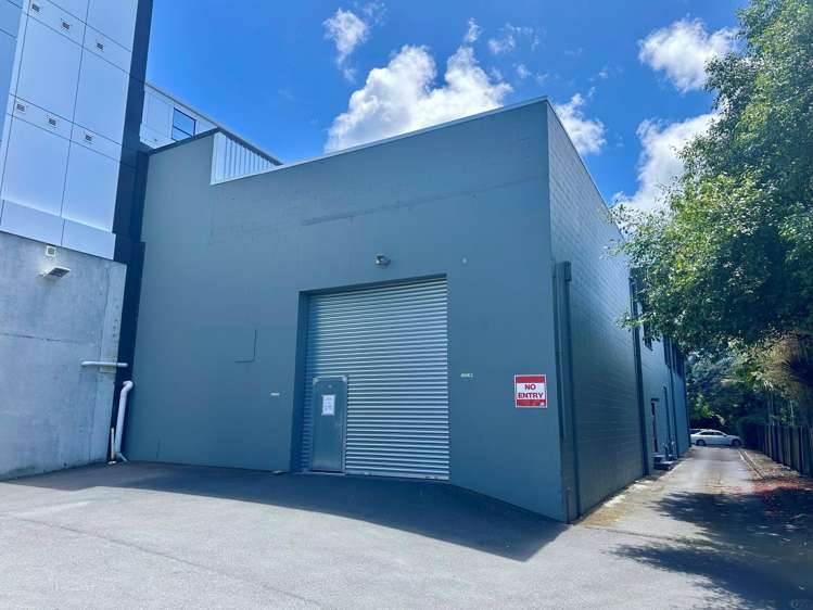 8 Lion Place Epsom_3