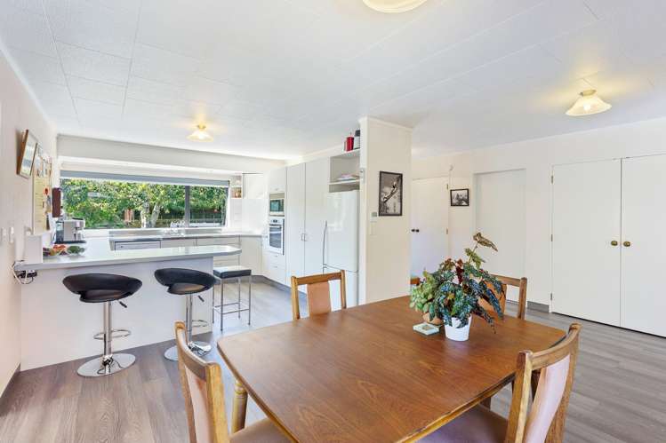 111 Greenwood Boulevard_5