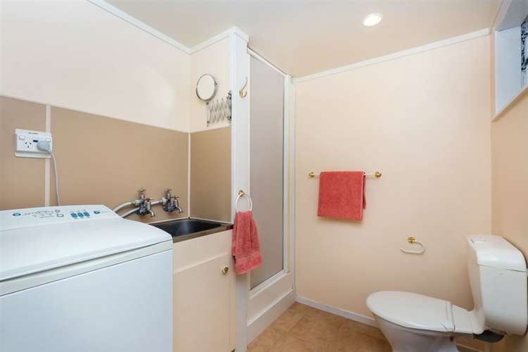 21 Pupuke Road Birkenhead_18