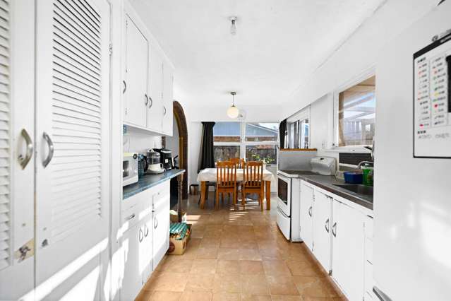 18 & 18A Chelmsford Street Silverdale_4