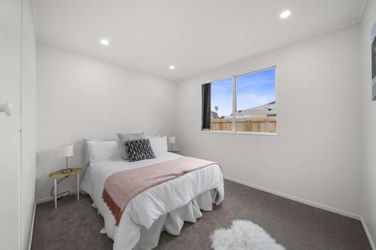 1/12 Kennington Drive Clendon Park_8