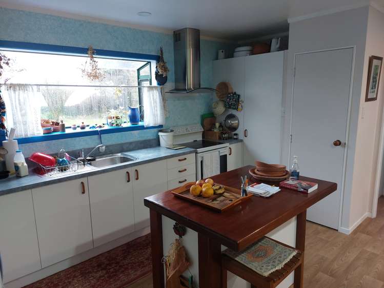 87 Tanoa Road Maungaturoto_14