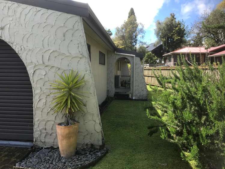 64 Shakespeare Street 11373_4