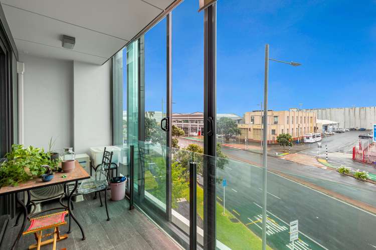 231/6 Dockside Lane Auckland Central_9