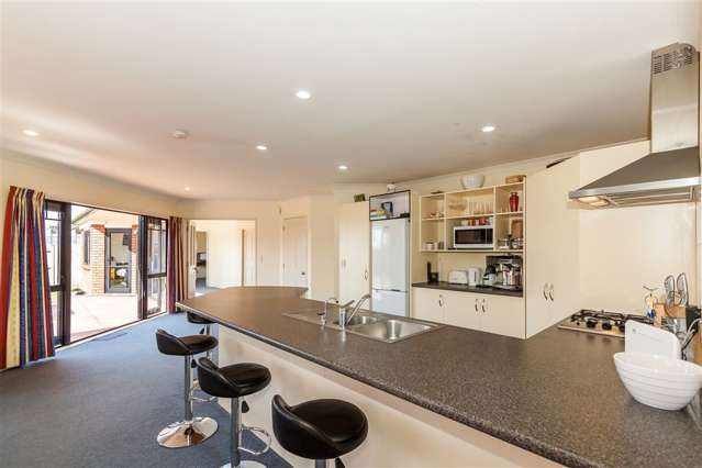 4 Henley Court Highbury_1