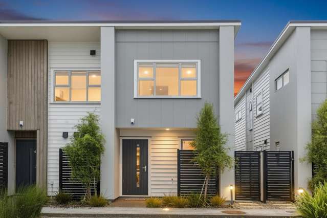 Vacant Corner Townhouse - 2 Bed + Study + Carpark