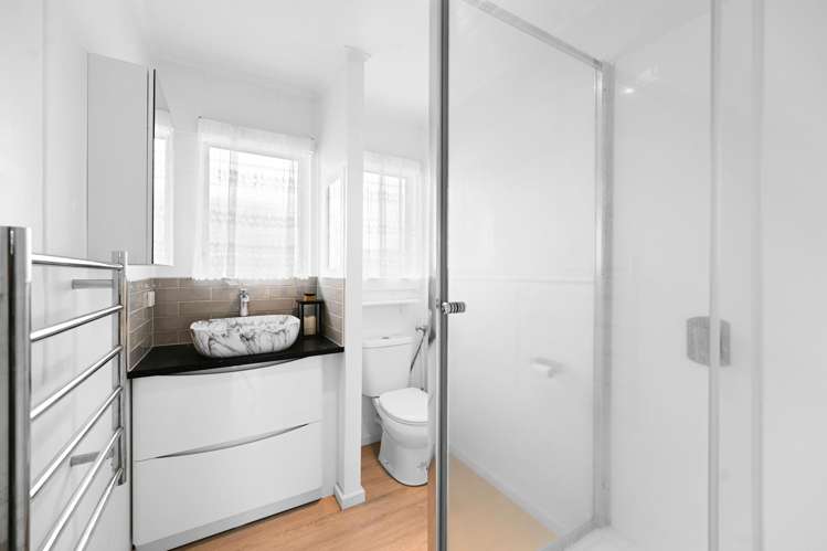 8/25A Abbotsford Street Whitiora_3