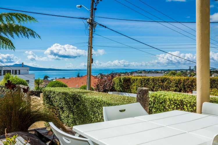 1/44 Seaview Road Castor Bay_36