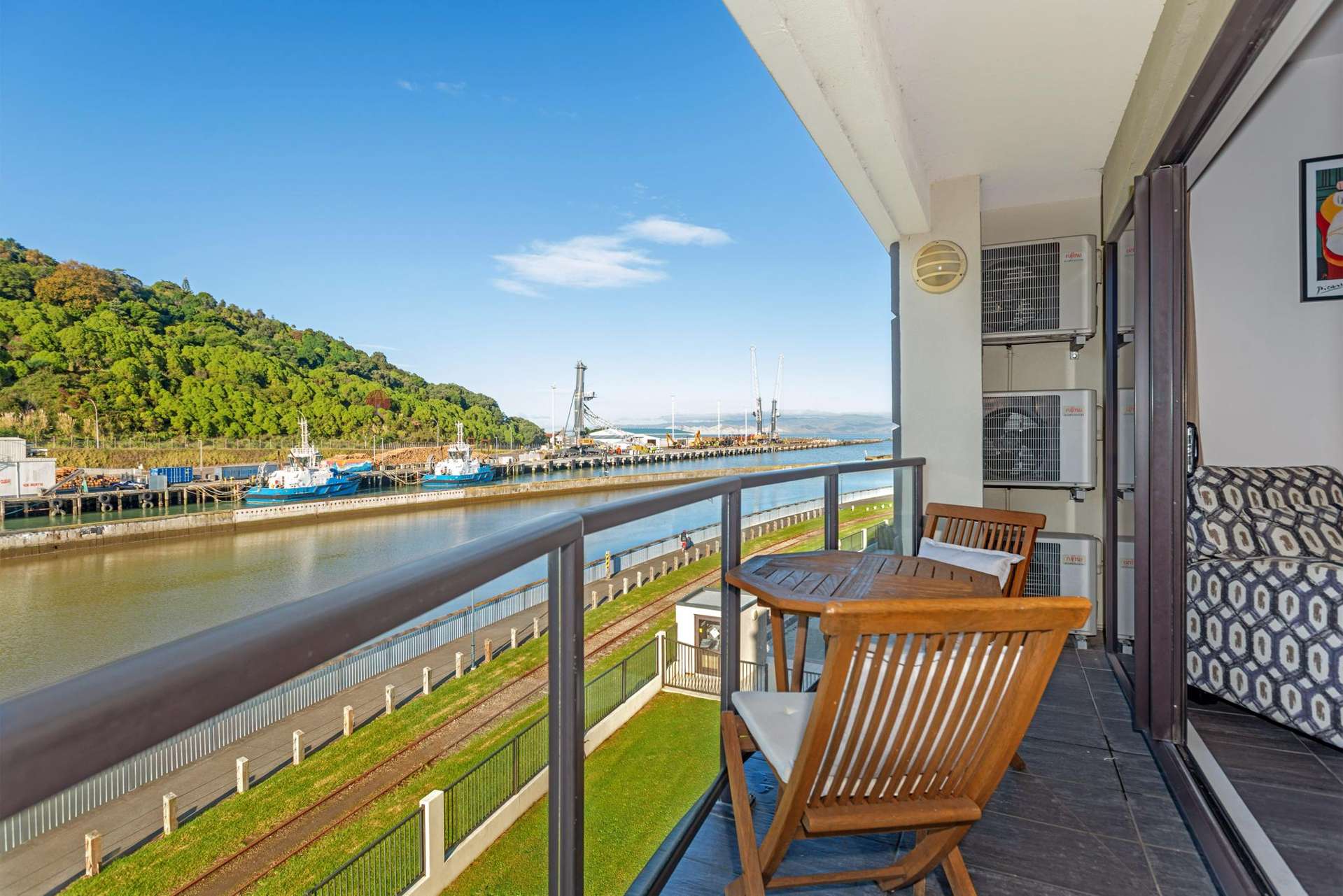 307/2 Reads Quay Gisborne_0