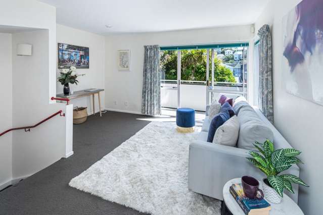 16/20 Thompson Street Mount Cook_4