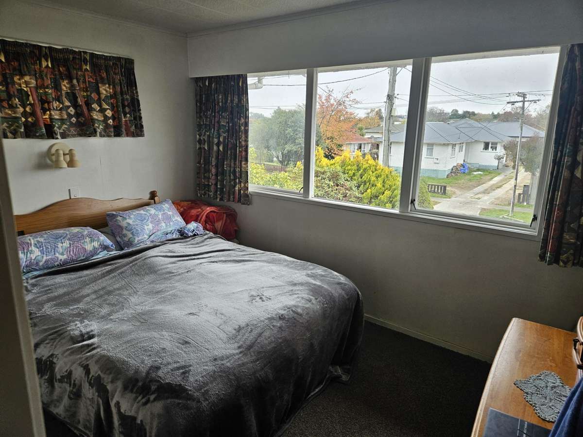 2/27 Tawa Street_2