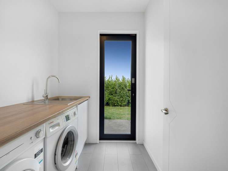 1 Challow Court Rolleston_11