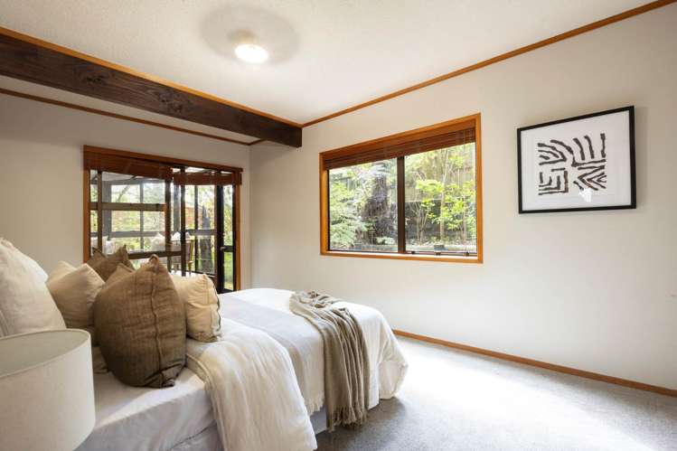 2/171 Atkinson Road Titirangi_15