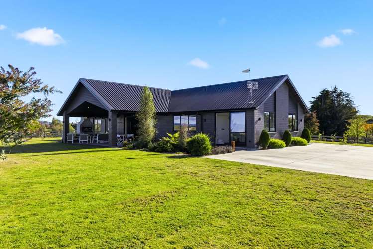 31 Otutira Drive Kinloch_20