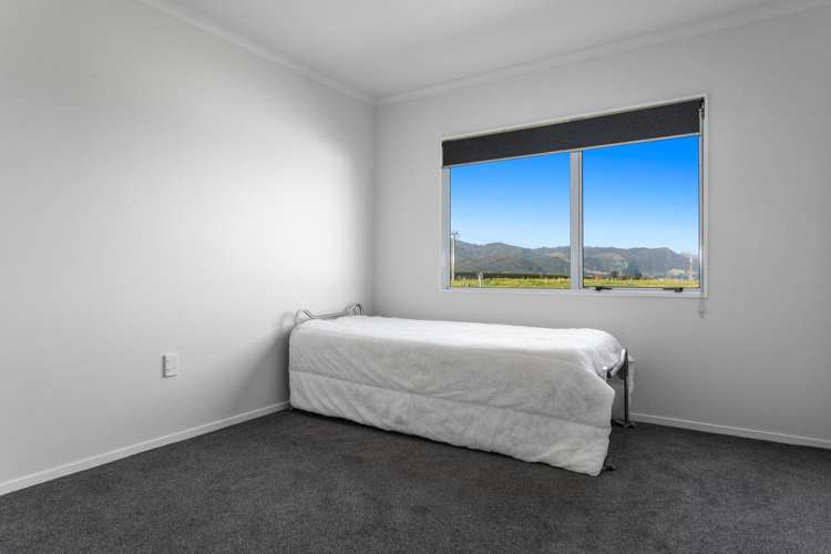 7 Rawinia Place Te Kaha_11