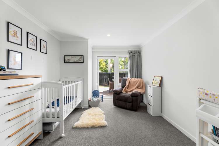 2 Houghton Crescent Redwoodtown_9