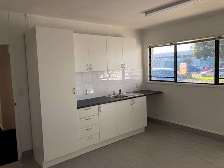 11 and 12 Donnor Place Mount Wellington_4