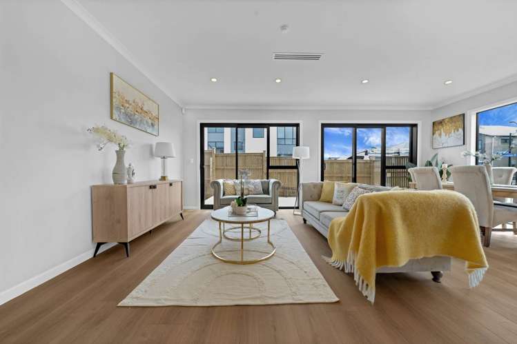 76 Koromeke Street Flat Bush_5