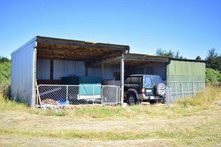 842 Oxford Road Fernside_13