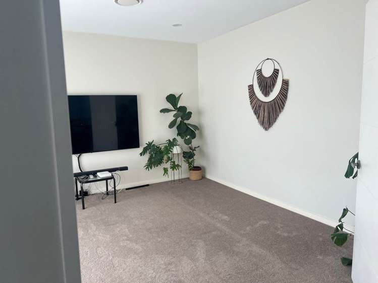 12 Papa Orchard Drive Kumeu_4