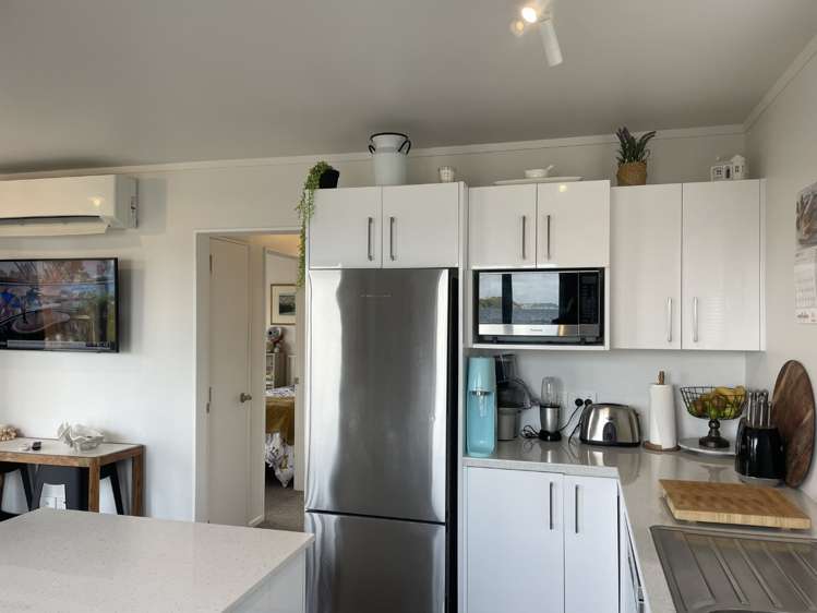 219 The Esplanade Petone_5