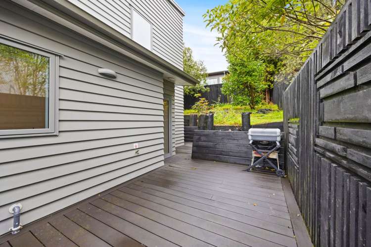 25c Marina Road Torbay_24