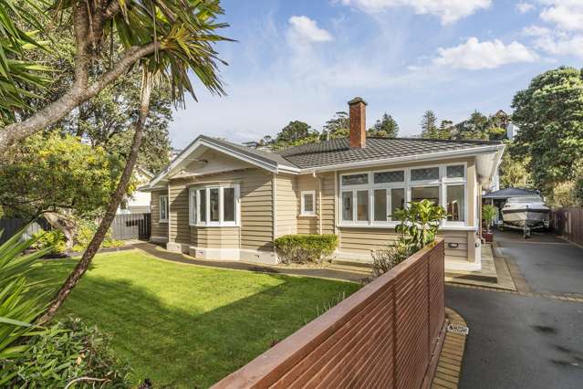 SHELTERED, SUNNY SEATOUN SENSATION