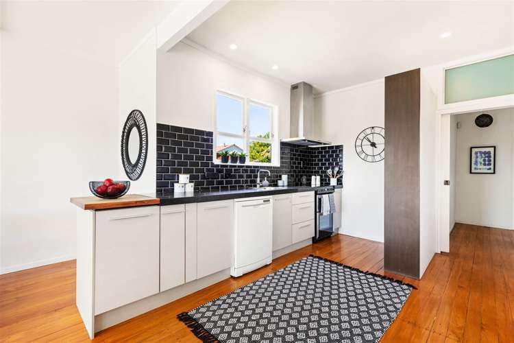 811 Te Atatu Road Te Atatu Peninsula_7