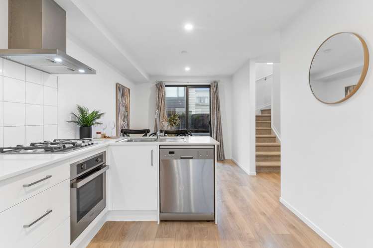 7 Kaman Seasprite Road Hobsonville_7