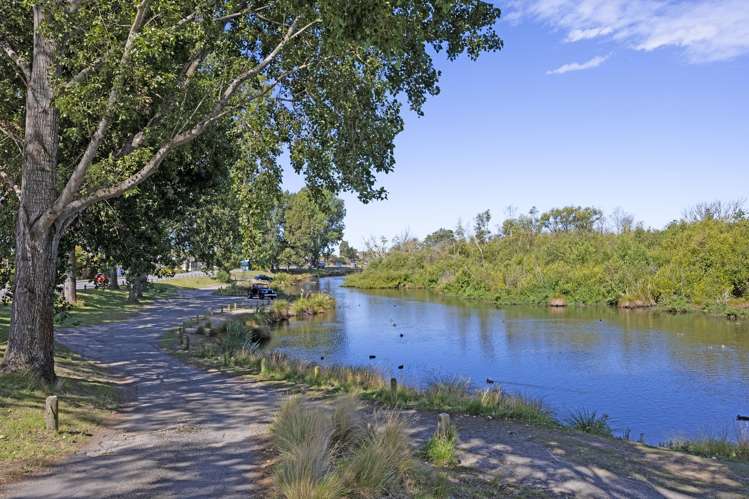 232 Lake Terrace Road Shirley_22